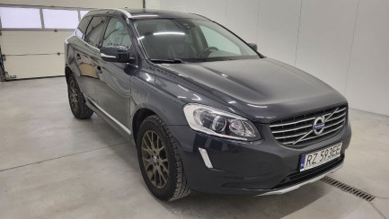 Zdjęcie przedmiotu: Volvo XC60 D4 AWD Summum aut