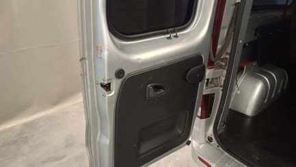 Zdjęcie przedmiotu: Opel VIVARO 1.6 CDTI E6 2.9t L2H1 Edition