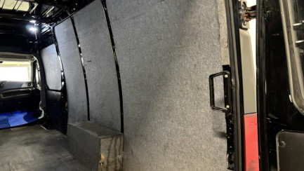 Zdjęcie przedmiotu: Iveco Daily 35S18 V Hi-Matic E6 3.5t