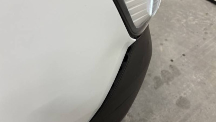 Zdjęcie przedmiotu: Renault Master FWD 2.3 dCi L3H2 Pack Clim S&S+E E6d 3.5t