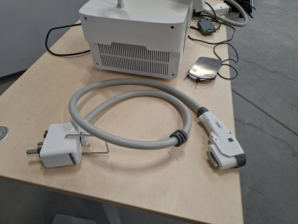 Zdjęcie przedmiotu: Urządzenie kosmetyczne INNARI HTP MONDUNIQ COSMETIQUES PROFESSIONNEL DERMIE PHARM