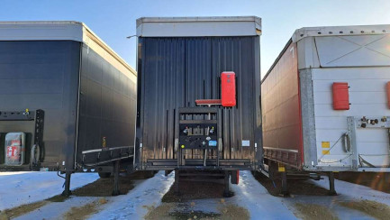 Zdjęcie przedmiotu: KASSBOHRER MEGA 39.0t XS Skrzyniowa