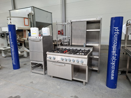 Zdjęcie przedmiotu: A set of catering equipment