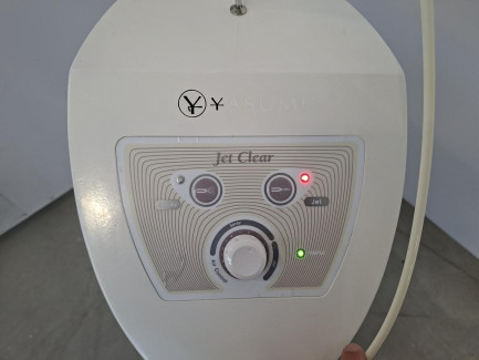 Zdjęcie przedmiotu: The O2 JET CLEAR SPRAY SYSTEM cosmetic device is used for oxybrasion treatment, i.e. water-oxygen peeling.