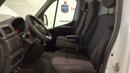 Zdjęcie przedmiotu: Renault Master FWD 2.3 dCi E6d 3.5t L3H3 Pack Clim