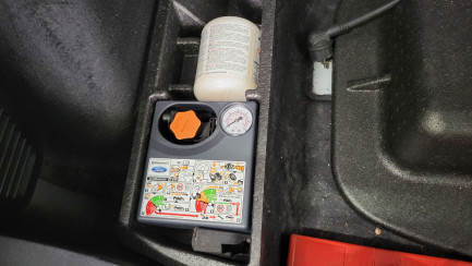 Zdjęcie przedmiotu: Ford Kuga 2.5P PHEV FWD ST-Line X