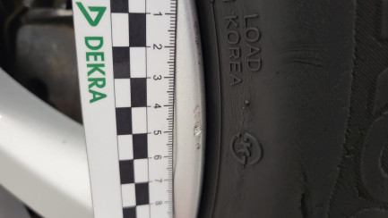 Zdjęcie przedmiotu: LAND ROVER Discovery Sport 2.0 TD4 SE