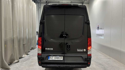 Zdjęcie przedmiotu: Iveco Daily 35S18 V Hi-Matic E6 3.5t