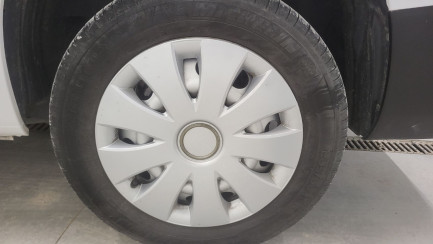 Zdjęcie przedmiotu: Opel Combo Basic E Cargo