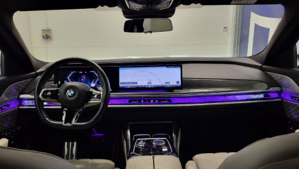 Zdjęcie przedmiotu: BMW 740d xDrive mHEV M Sport sport