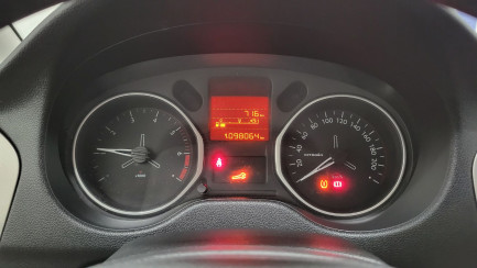 Zdjęcie przedmiotu: Citroen C-Elysee 1.2 PureTech GPF Feel