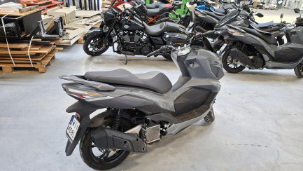 Zdjęcie przedmiotu: SKUTER SYM JET X 125