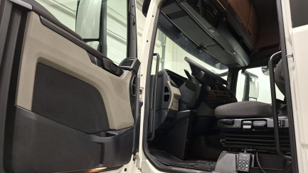 Zdjęcie przedmiotu: MAN TGX 18.520 LL-SA(GX) E6e 18.0t