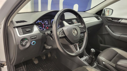 Zdjęcie przedmiotu: Skoda Rapid 1.0 TSI Ambition