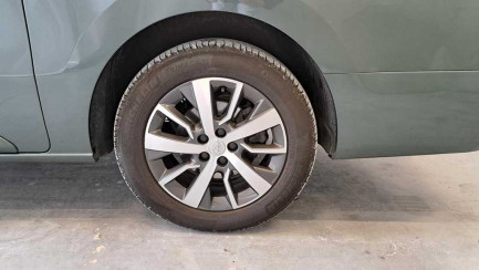 Zdjęcie przedmiotu: Toyota PROACE Verso 2.0 D-4D E6EA 2.9t Medium Business Aut.