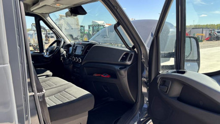 Zdjęcie przedmiotu: Iveco DAILY Hi-Matic + Przyczepa TA-NO T5A 3.5t