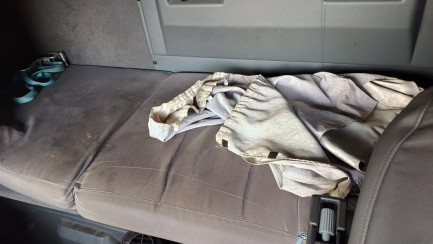 Zdjęcie przedmiotu: RENAULT/CARPOL MASTER FWD 2.3 dCi E6 3.5t L3H1 Pack Clim S&S+E