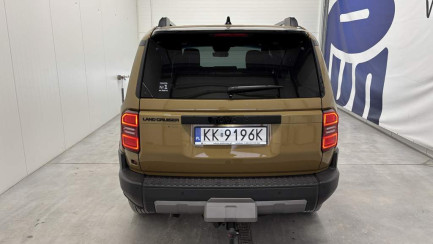 Zdjęcie przedmiotu: Toyota Land Cruiser 2.8 D-4D Executive Aut.