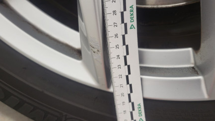 Zdjęcie przedmiotu: Volvo XC60 D4 SCR AWD Momentum aut