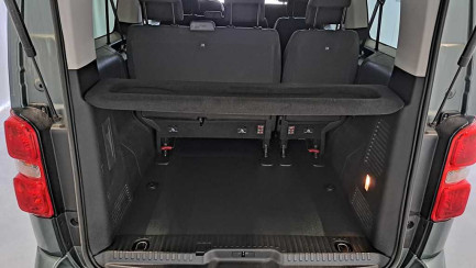 Zdjęcie przedmiotu: Toyota PROACE Verso 2.0 D-4D E6EA 2.9t Medium Business Aut