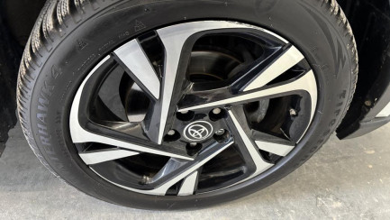 Zdjęcie przedmiotu: Toyota C-HR 2.0 Hybrid Dynamic Force E6AP Style CVT