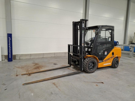 HANGCHA CPQYD35-XH22F Forklift