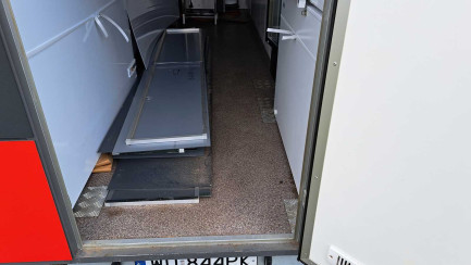 Zdjęcie przedmiotu: AM AM KEBAB FOOD TRAILER Niewiad&oacute;w B3500