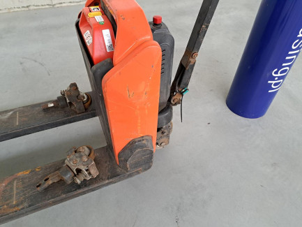 Zdjęcie przedmiotu: BT Tyro LHE130 Electric Pallet Truck