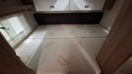 Zdjęcie przedmiotu: LAIKA KOSMO E6d-F 3.5t F510 Alkowa