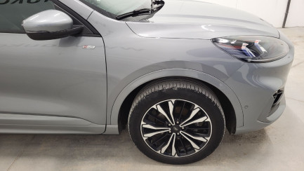 Zdjęcie przedmiotu: Ford Kuga 2.5P PHEV FWD ST-Line X