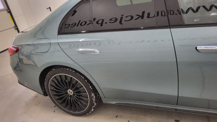 Zdjęcie przedmiotu: Mercedes-Benz E 220 d mHEV 4-Matic AMG 9G-Tronic