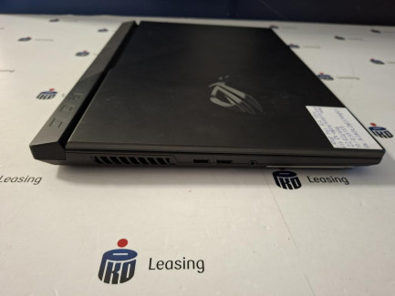 Zdjęcie przedmiotu: Ігровий ноутбук ASUS ROG Strix G713I-HX055W з AMD Ryzen 7 4800H/32 ГБ/512/WIN11 RTX3060