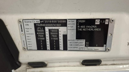 Zdjęcie przedmiotu: SCANIA R460 Super E6 18.0t 4x2 NA Highline