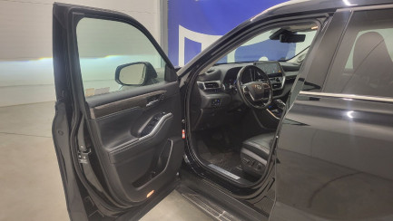 Zdjęcie przedmiotu: Toyota Highlander 2.5 Hybrid Executive