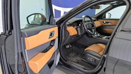 Zdjęcie przedmiotu: RANGE ROVER VELAR 3.0 Diesel MHEV R-Dynamic HSE