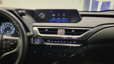 Zdjęcie przedmiotu: Lexus UX 250h GPF Business Edition 2