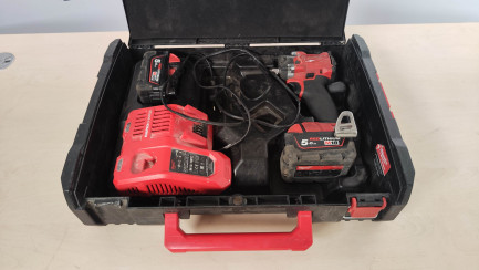 Zdjęcie przedmiotu: Ударний гайковерт Milwaukee M18 FIW2F12-502X