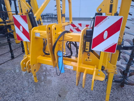 Zdjęcie przedmiotu: Kultywator obrotowy Claydon TerraStar