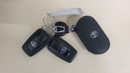 Zdjęcie przedmiotu: Toyota Camry 2.5 Hybrid Comfort CVT
