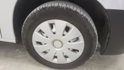 Zdjęcie przedmiotu: Opel Combo Basic E Cargo
