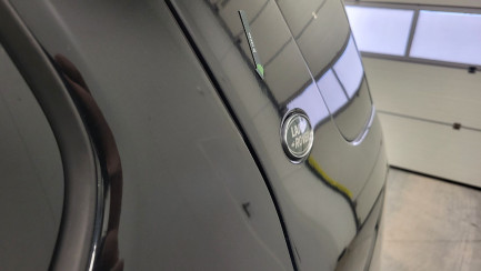 Zdjęcie przedmiotu: LAND ROVER Discovery Sport 2.0 D200 mHEV